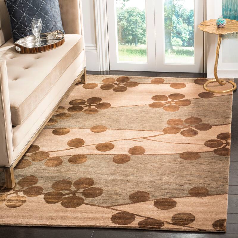 SAFAVIEH Couture Hand-knotted Tibetan Rieja Modern Wool Rug - 4' x 6' - Beige