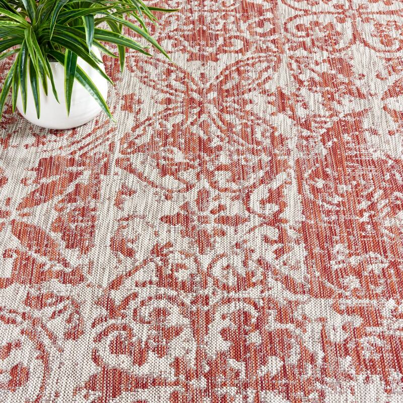 SAFAVIEH Courtyard Wenda Transitional Rug