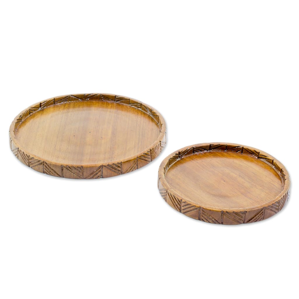 Novica Handmade Natural Circles Wood Trays (Pair)