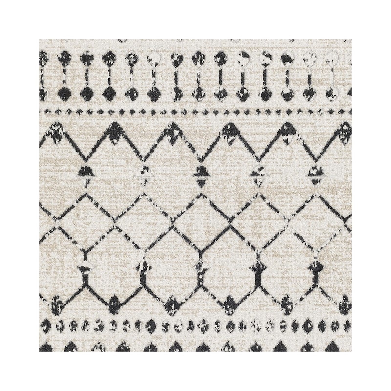 Livabliss Lavadora Bohemian Diamond Washable Area Rug
