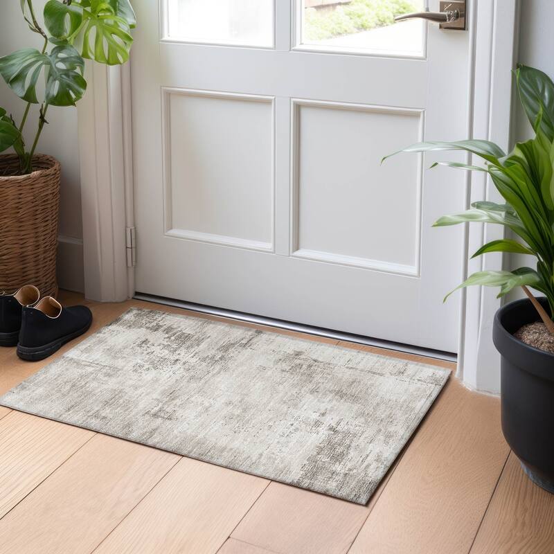 Machine Washable Indoor/ Outdoor Abstract Modern Chantille Rug - Beige - 1'8" x 2'6"
