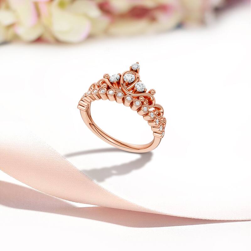 1/4ct TDW Diamond Crown Ring in 10K Gold for Women