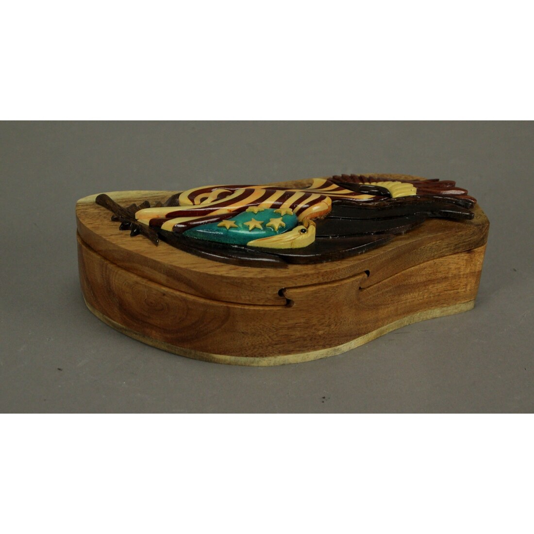 Shop Hand Carved Wood 3d American Eagle And Flag Puzzle Trinket Box 2 5 X 8 25 X 3 75 Inches Free Shipping On Orders Over 45 Overstock 30690366