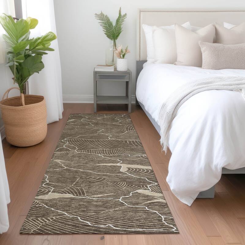 Machine Washable Indoor/ Outdoor Abstract Crackle Chantille Rug - Brown - 2'3" x 7'6"
