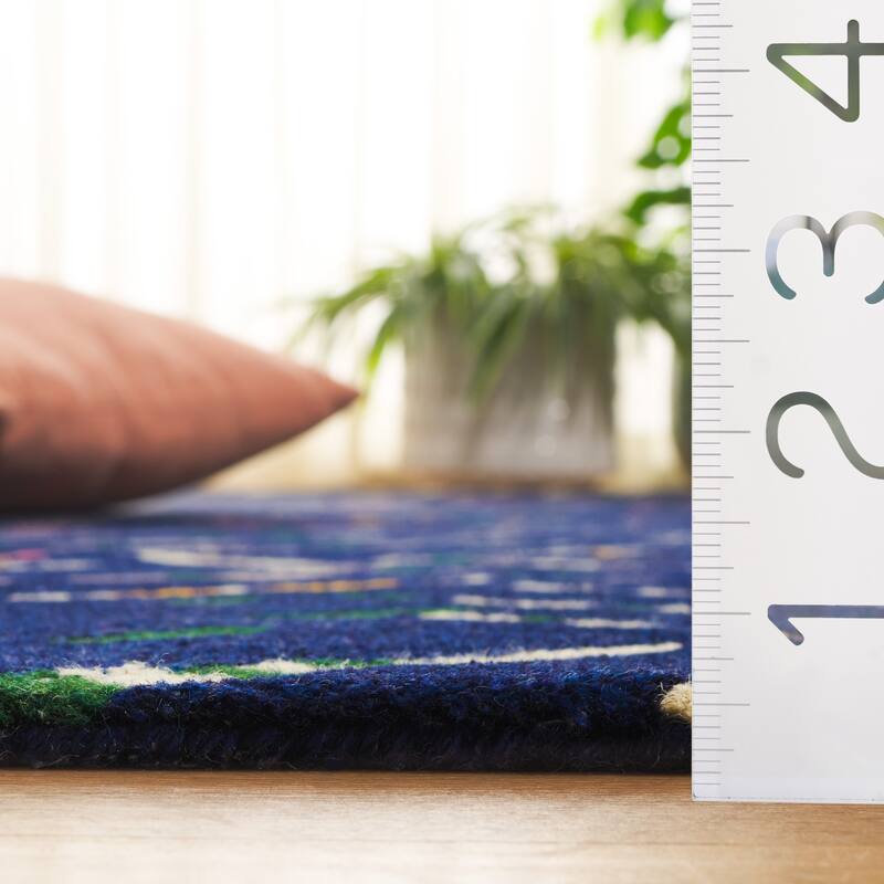 SAFAVIEH Handmade Metro Rhianwen Wool Rug