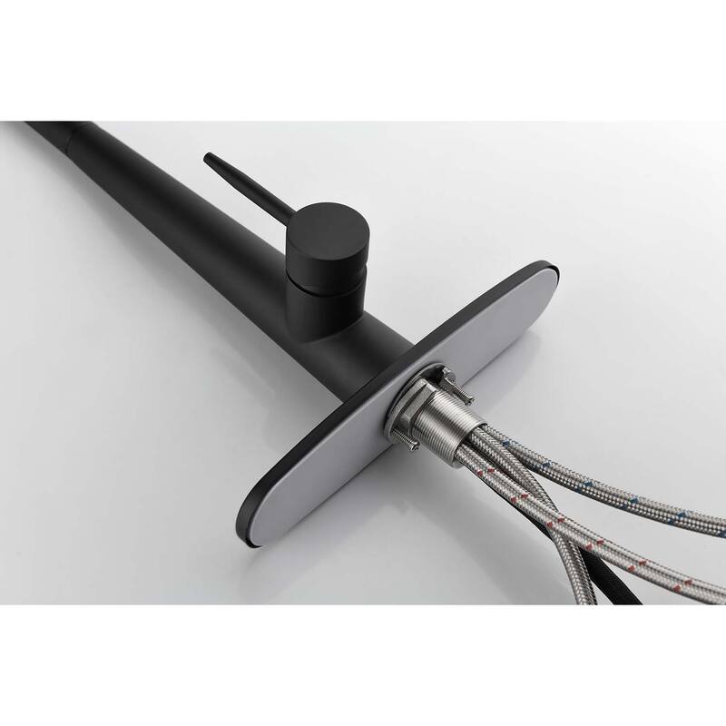 Single Handle Stainless Steel Kitchen Sink Faucet With Pull Down Sprayer