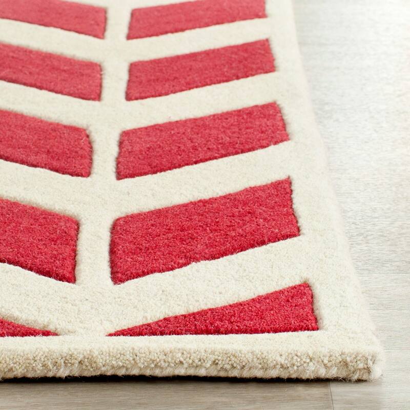 SAFAVIEH Handmade Chatham Aloyse Modern Wool Rug