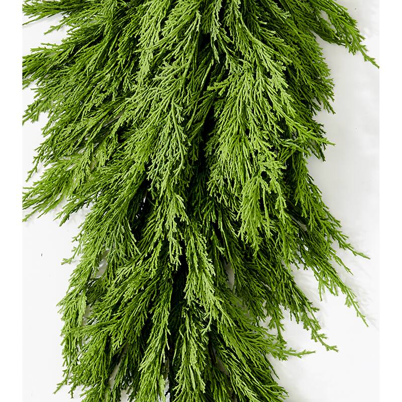 31" Artificial Christmas Cedar Teardrop Swag - 31