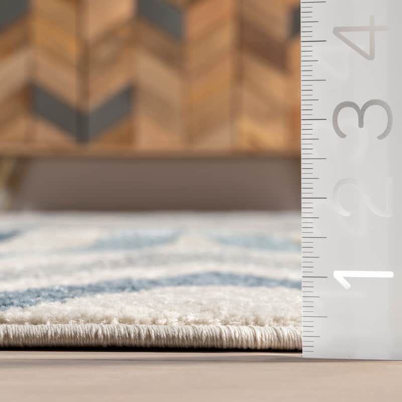 Nuloom Neveah Contemporary Chevron Area Rug