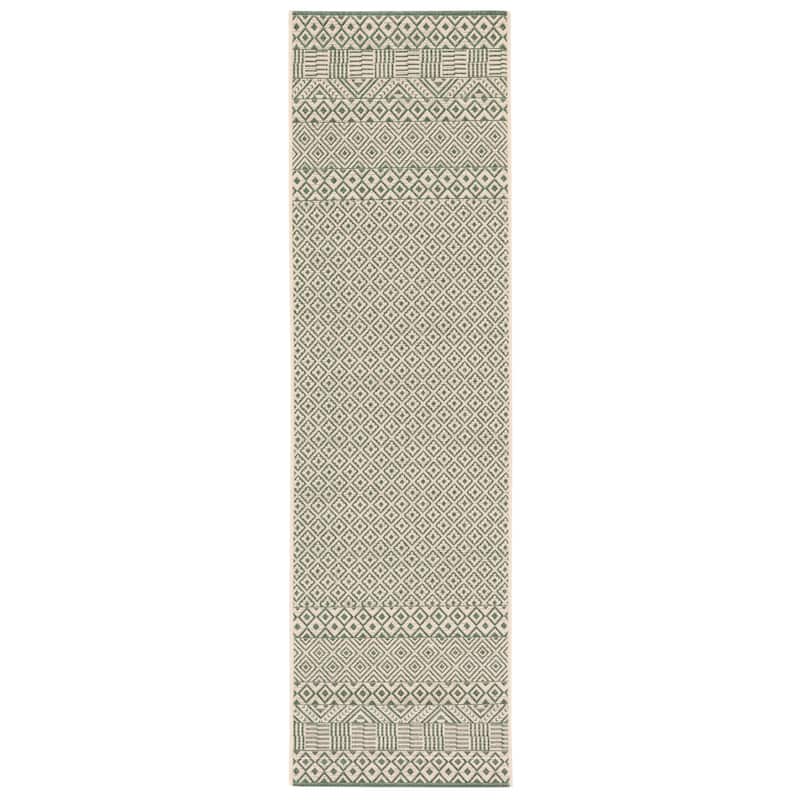 SAFAVIEH Courtyard Velia Indoor/ Outdoor Waterproof Patio Backyard Rug