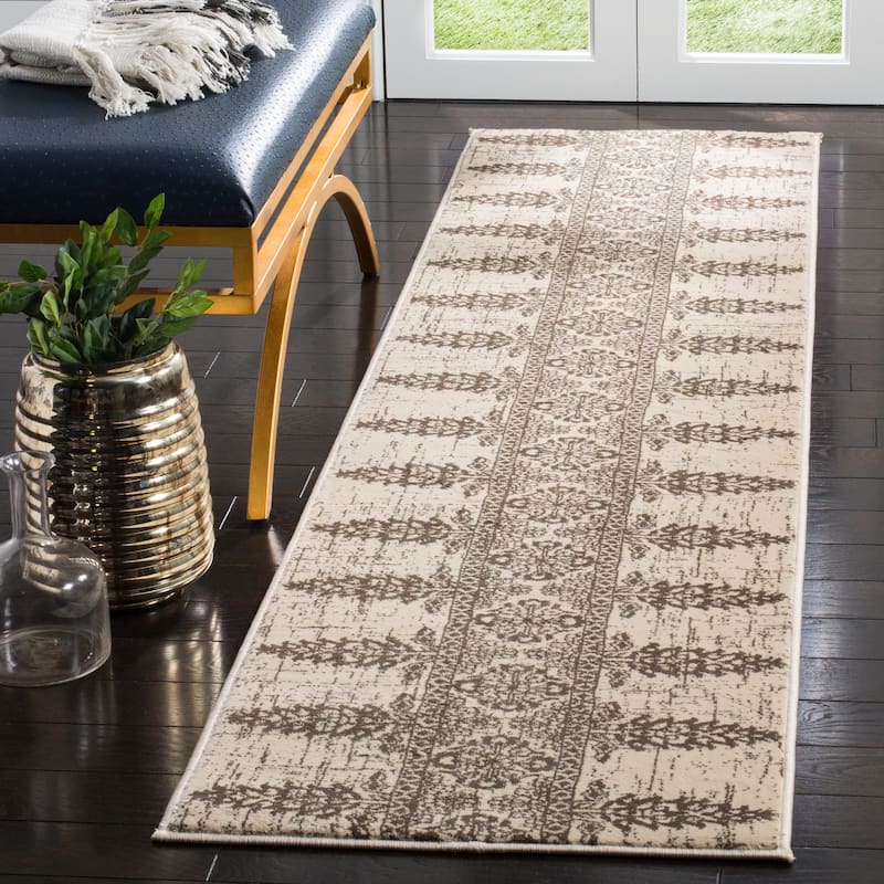 SAFAVIEH Evoke Gelinda Vintage Boho Rug