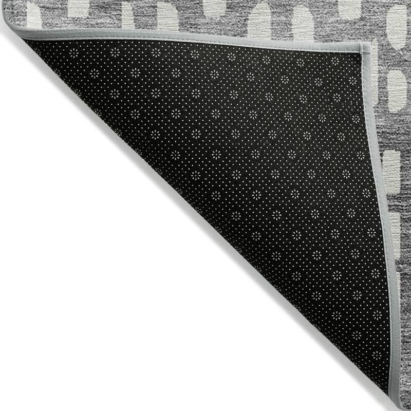 Machine Washable Indoor/ Outdoor Stripe Geo Chantille Rug