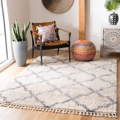 SAFAVIEH Berber Fringe Shag Melva Trellis Rug - Cream/Grey - 5' 3" x 7' 6"