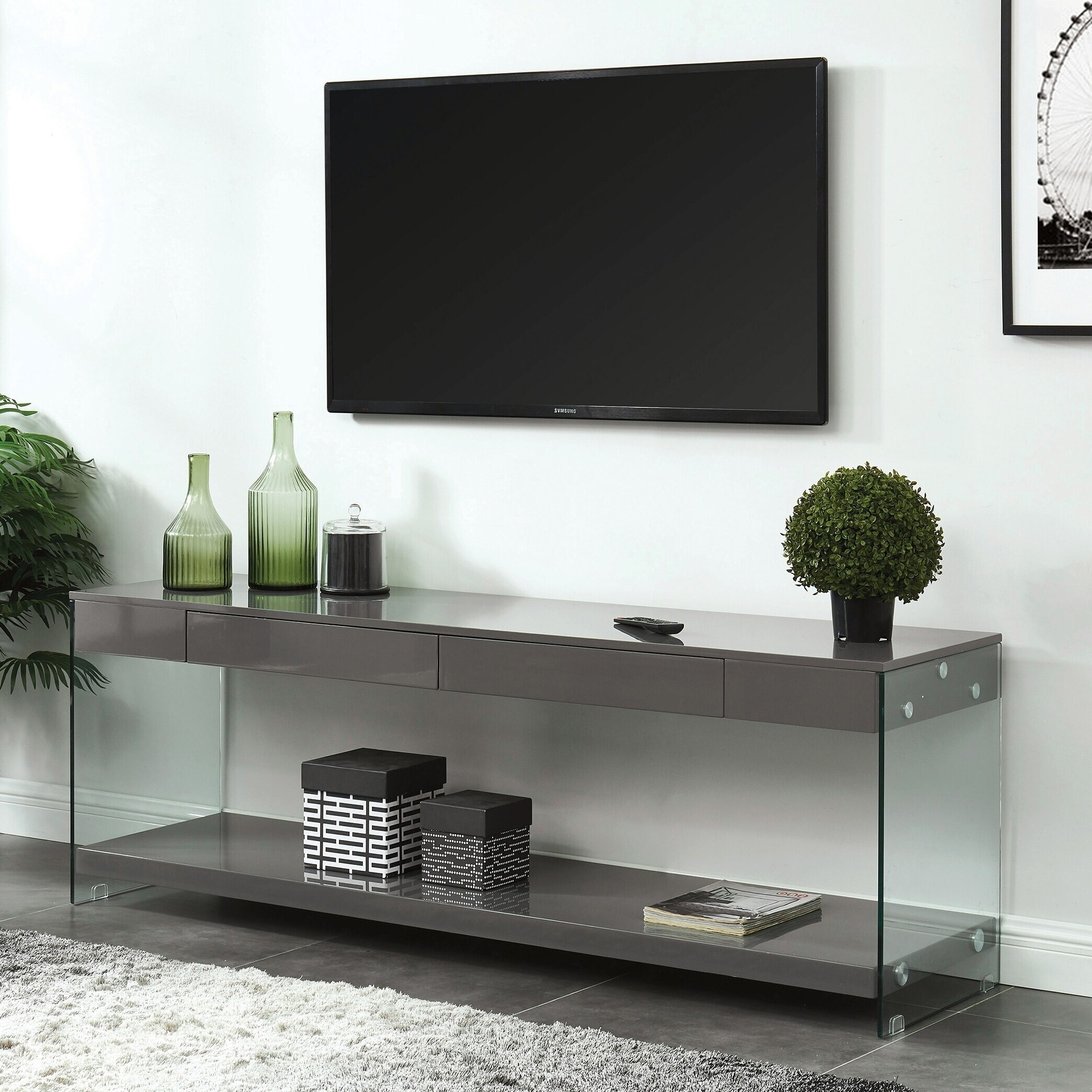 Strick and discount bolton tv stand