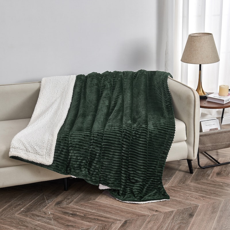 Luxurious Ribbed Texture Reversible Sherpa Blanket