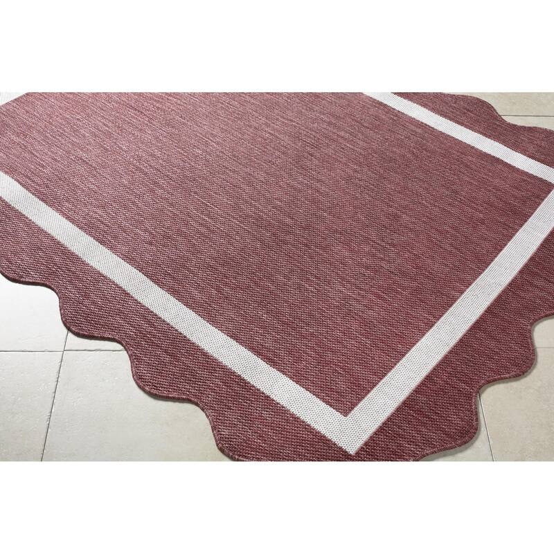 Livabliss Miami Beach Traditional Indoor / Outdoor Area Rug