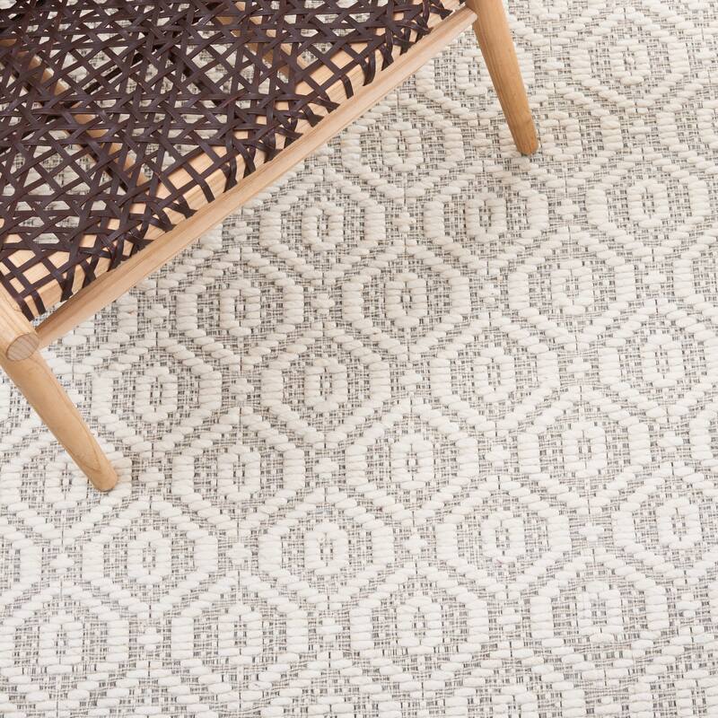 SAFAVIEH Handmade Marbella Kiera Modern Wool Rug