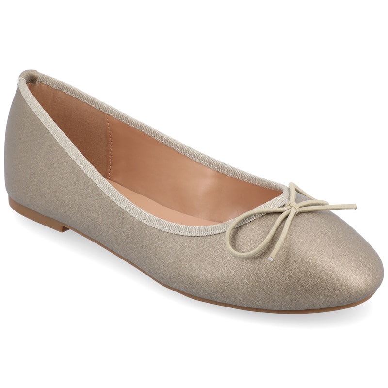 Journee Collection Women's Vika Slip On Round Toe Ballet Flats - Wide - Red - 6