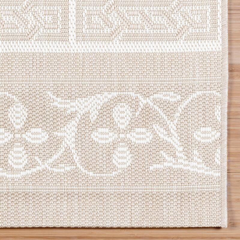 Gertmenian Solterra Bohemian Moroccan Global Weather Resistant Polypropylene Flatweave Indoor/ Outdoor Area Rug Collection