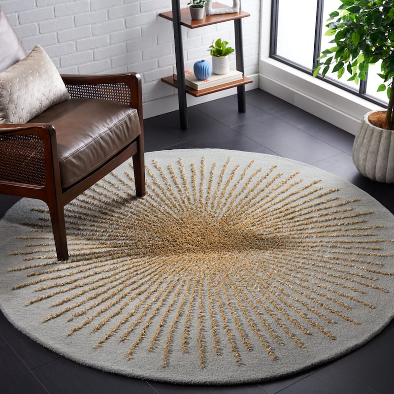 SAFAVIEH Handmade Soho Marsilia Burst New Zealand Wool Rug - 6' Round - Blue/Beige - Round
