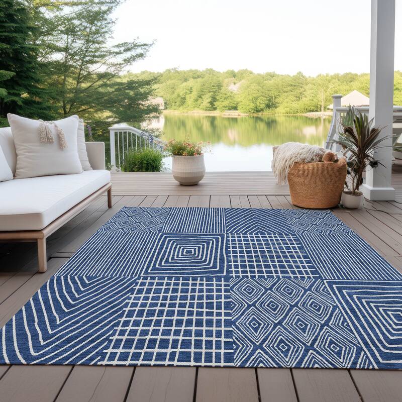 Machine Washable Indoor/ Outdoor Geo Patchwork Chantille Rug