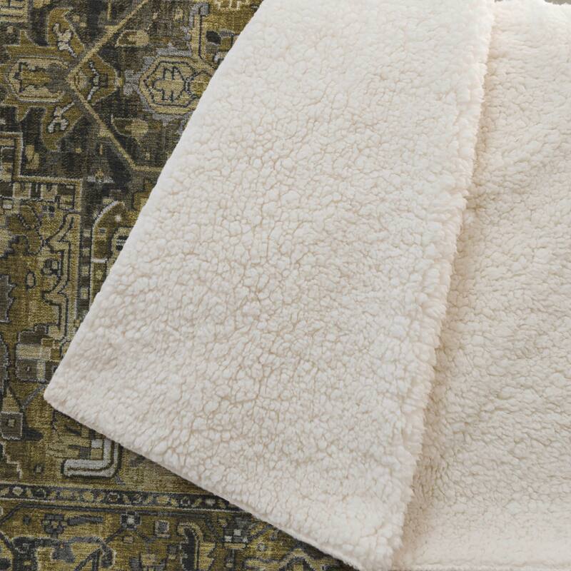 Premium Machine Washable Traditional Persian Sherpa Throw Blanket