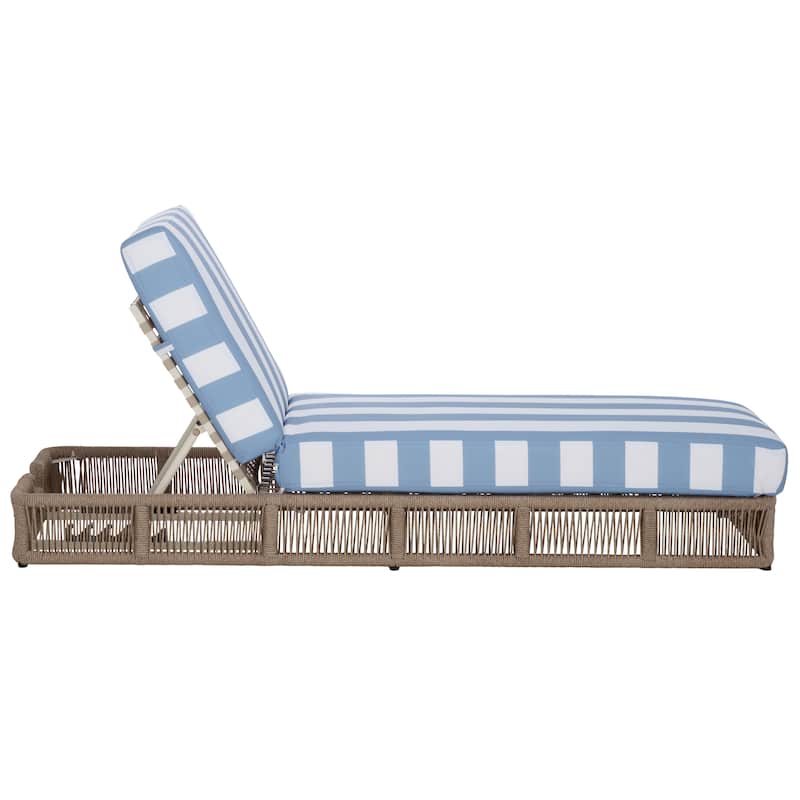 SAFAVIEH Outdoor Tinna Sun Lounger - 75"W x 25"D x 13"H