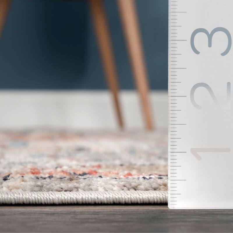 Nuloom Transitional Vintage Medallion Mcfarlad Area Rug