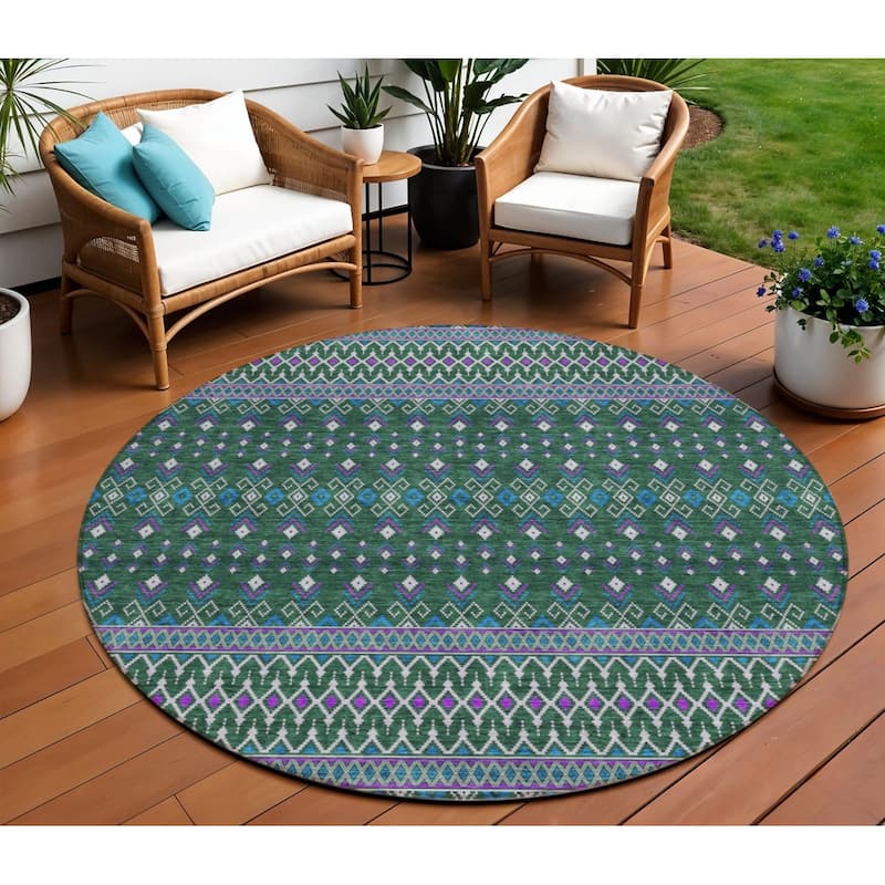 HomeRoots Tribal Transitional Rectangle Outdoor Rug - 8' Round