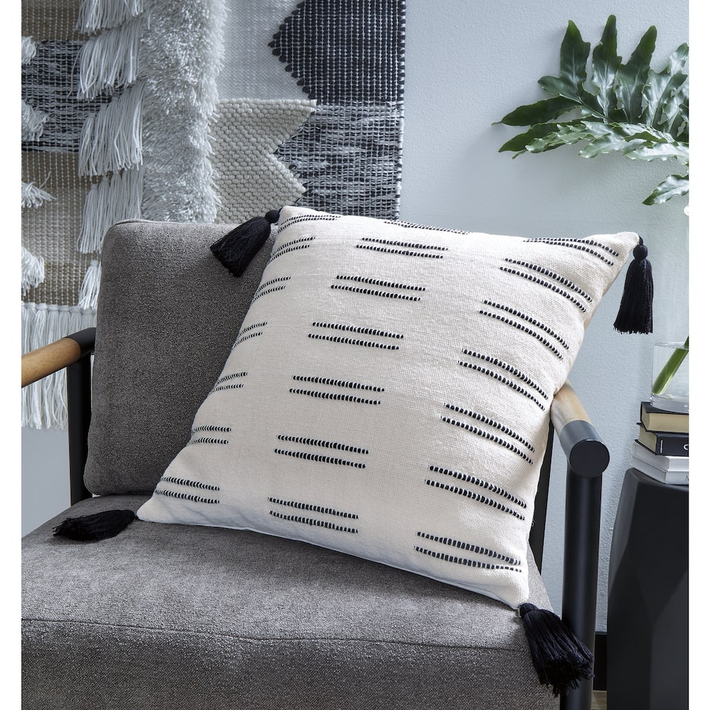 Signature Design by Ashley Mudderly White/Black Pillow (Set of 4)