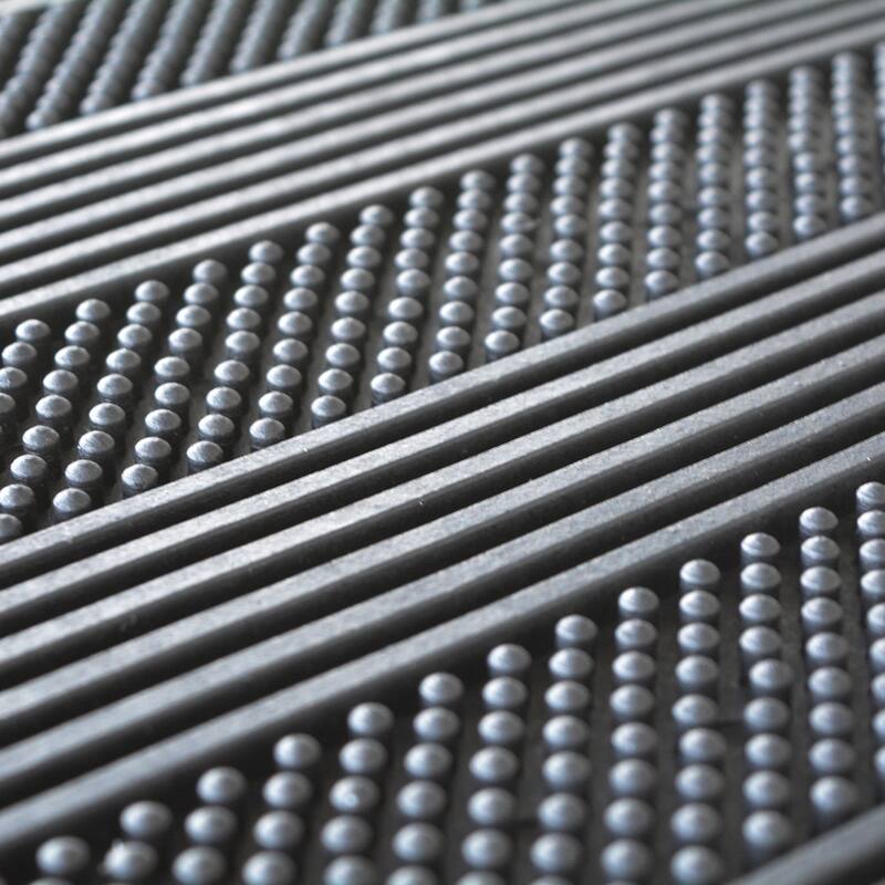 3 ft. x 6 Ft. Commercial Walkoff Entry Dual Pattern Rubber Mat - 35.5Lx74.5Wx.3H