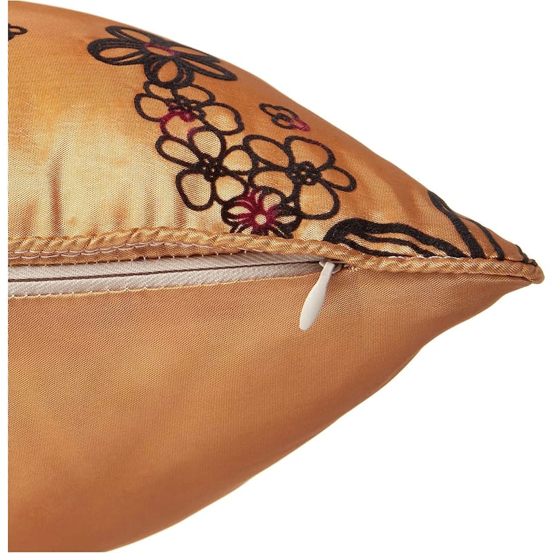 Violet Linen Silky Bloom Daisy Flower Pattern, 17 Inch x 17 Inch, Square, Decorative Accent Throw Pillow