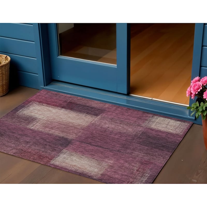 HomeRoots Abstract Transitional Rectangle Outdoor Rug - 3' x 5'