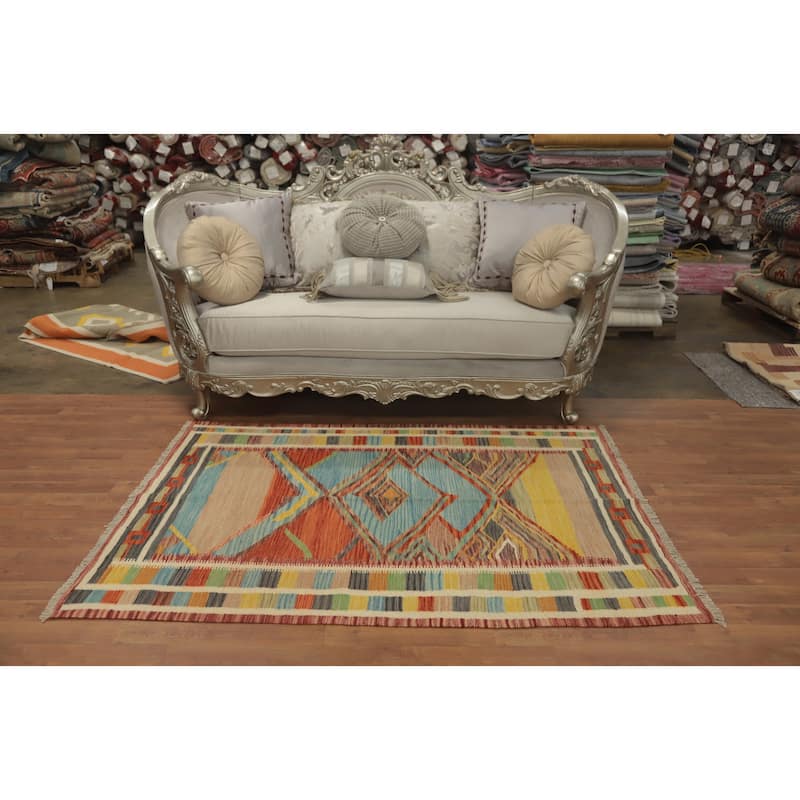 Hand Woven Southwestern Wool Multi-Colored Geometric Area Rug - 5' 11'' X 4' 2''