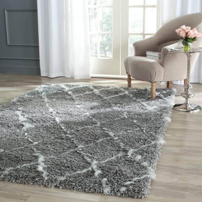SAFAVIEH Moroccan Shag Jaunita Rug - 5'1" x 7'6" - Grey/Ivory