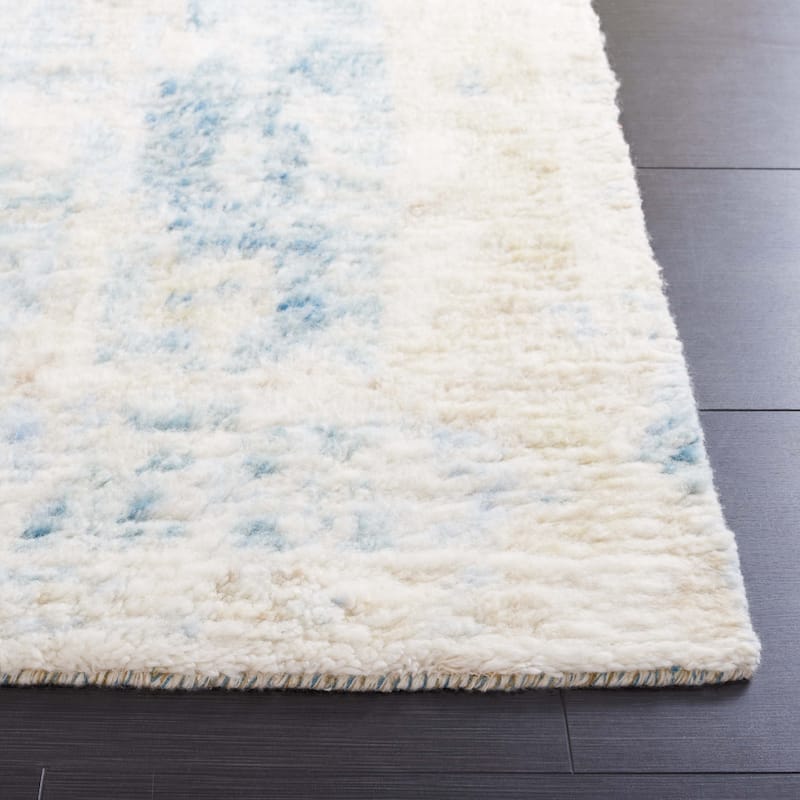 SAFAVIEH Handmade Tribeca Ninfa Modern Wool Rug