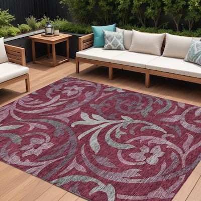 HomeRoots Floral Transitional Rectangle Outdoor Rug