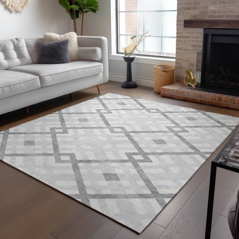 Machine Washable Indoor/ Outdoor Chantille Contemporary Trellis Rug