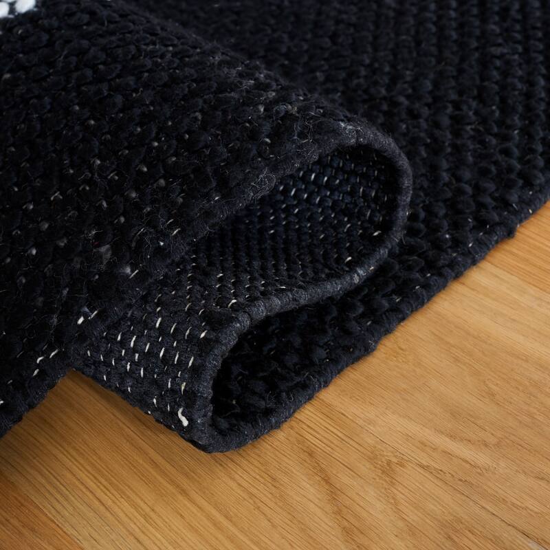 SAFAVIEH Handmade Natura Vroni Transitional Wool Rug
