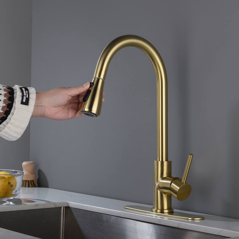 Pull Out Sprayer Kitchen Faucet with Brushed Gold - 9.2*9*16.5