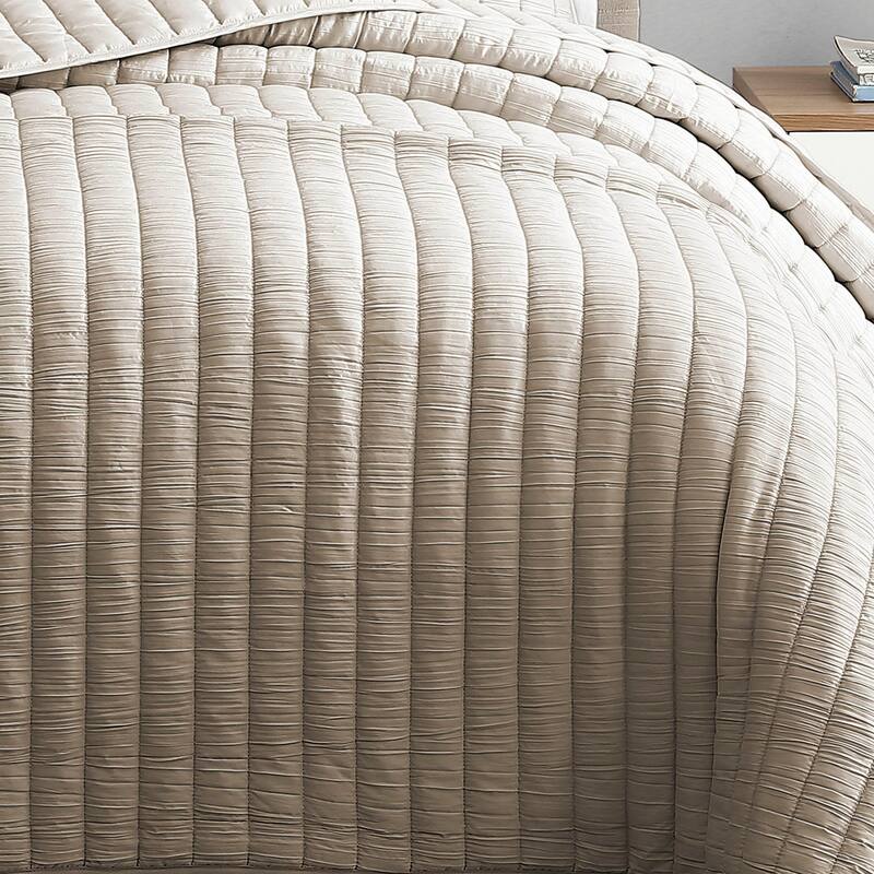 Riverbrook Home Moonstone 3 Piece Quilt Set