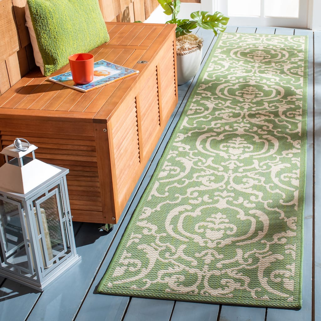 SAFAVIEH Courtyard Yosra Boho Indoor /Outdoor Waterproof Patio Backyard Rug