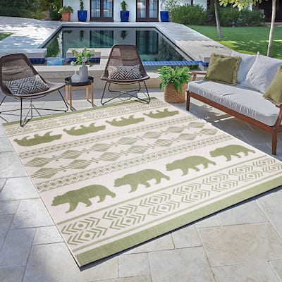 Gertmenian Paseo Orin Rustic Tribal Bear Indoor/ Outdoor Area Rug