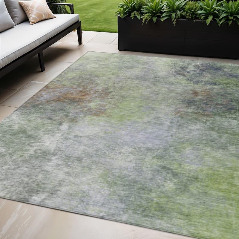 HomeRoots Abstract Transitional Rectangle Outdoor Rug - 5' X 8'