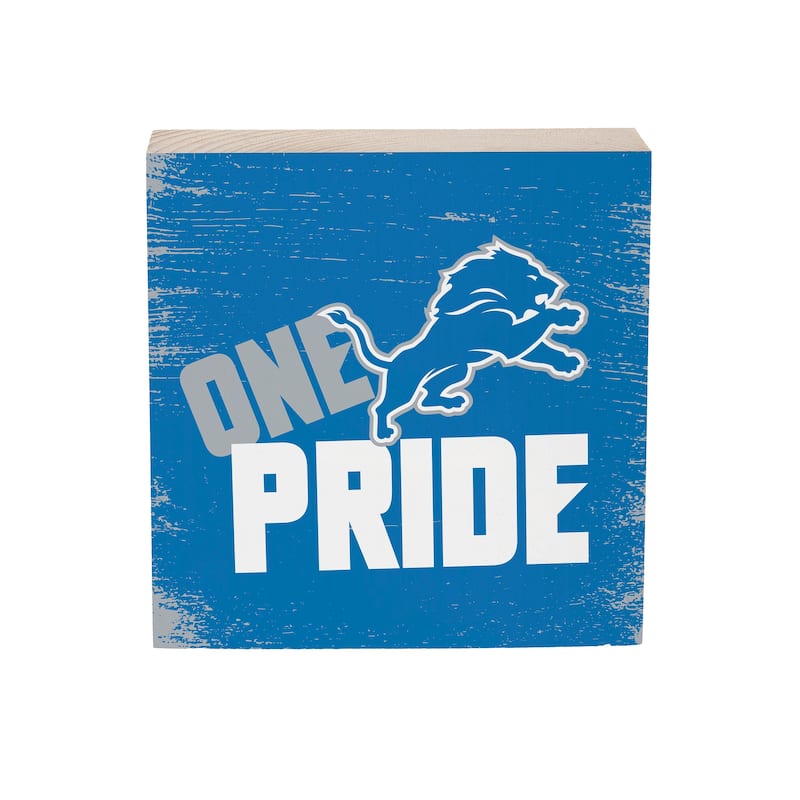 Detroit Lions Wooden Tabletop Mantel Shelf Sign