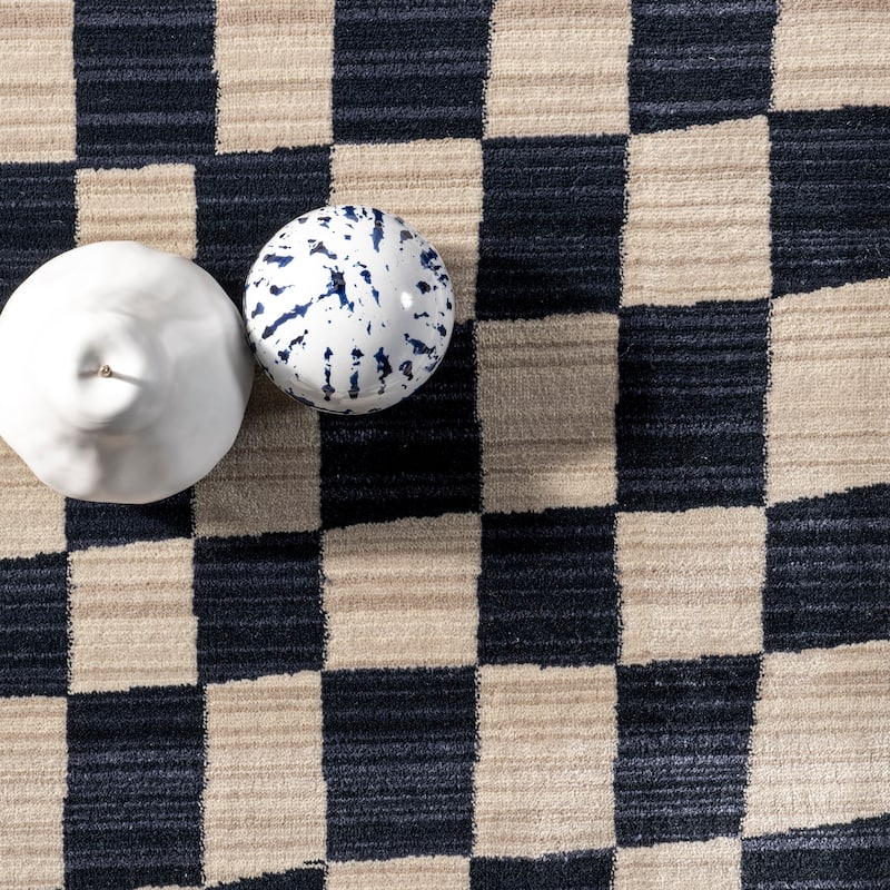 Nuloom Dominique Abstract Checkered Fringe Area Rug