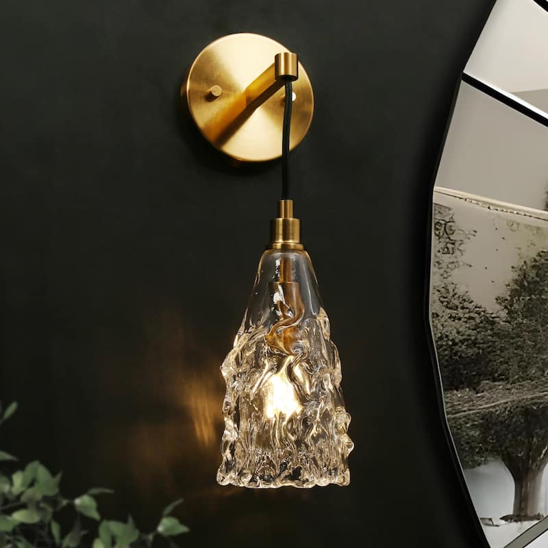 Uolla Modern Glam Art Deco 1-Light Brass Bathroom Wall Sconce with Hammerd Glass - D 4.5" x H 7.5"