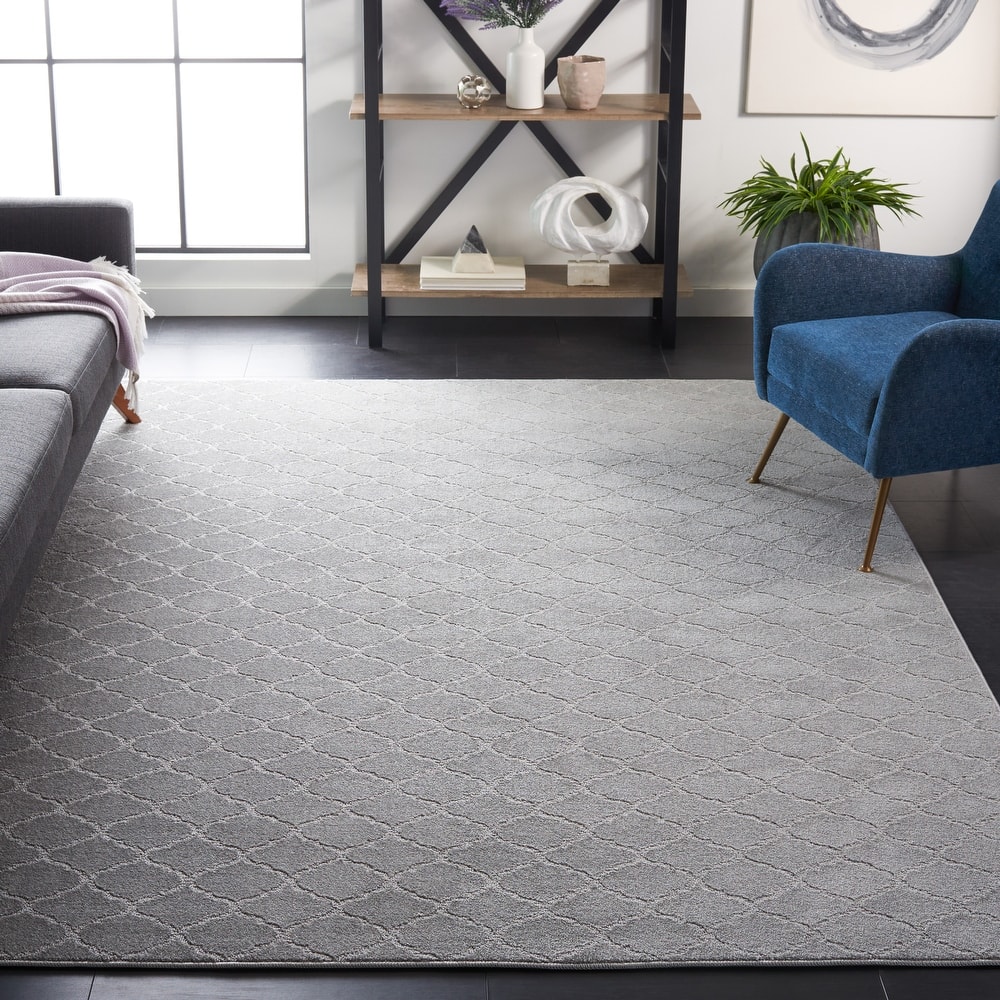 SAFAVIEH Plain and Solid Crissie Trellis Rug