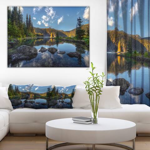 Mountain Lake Surrounded by Trees' Landscape Artwork Canvas Print - Green