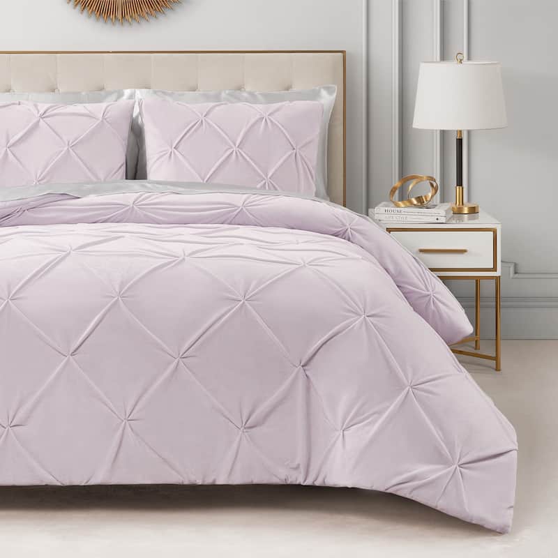 Juicy Couture Kiss Pleat Plush Comforter Sets - Lavender Purple - King